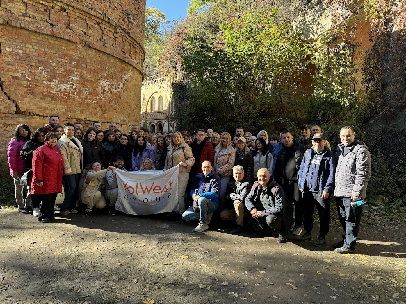 Працівники інвестиційної групи VolWest Group і мережі супермаркетів “Наш Край” відвідали Дубенський форт!